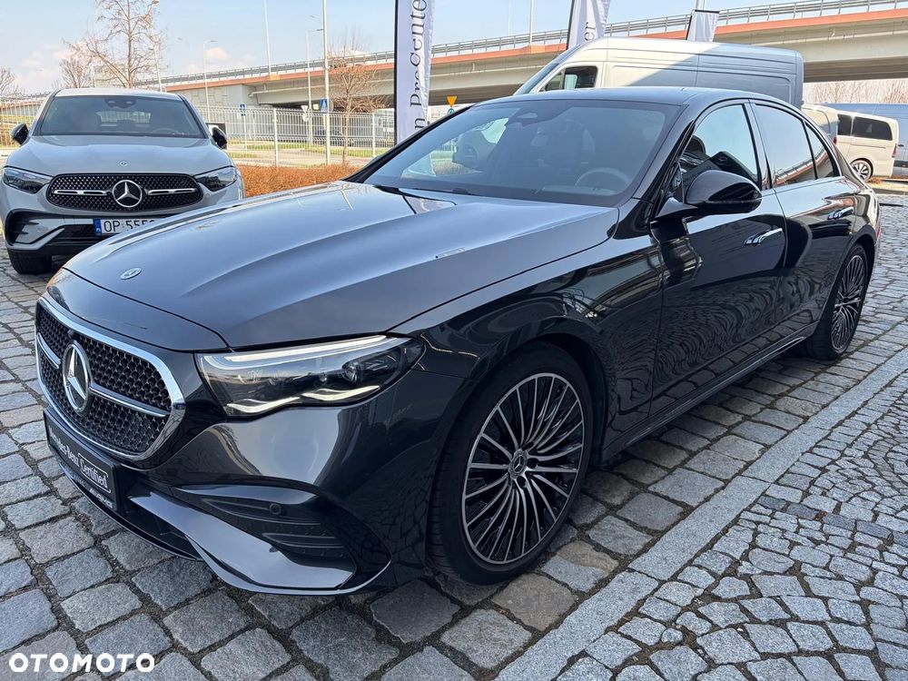 Mercedes-Benz Klasa E 220 d mHEV 4-Matic AMG 9G-Tronic - 3