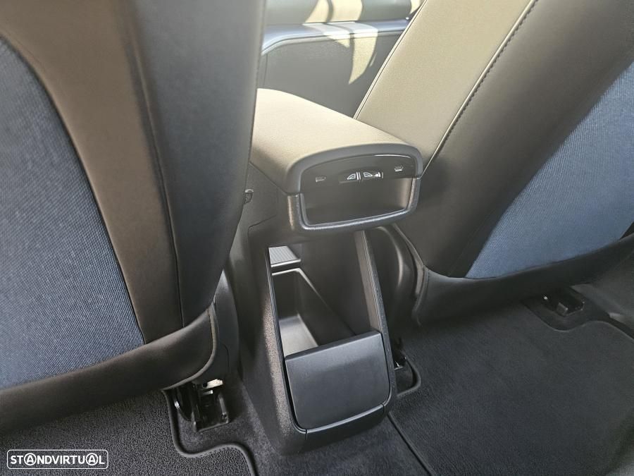 Volvo EX30 69 kWh Single Motor Extended Range Plus - 39