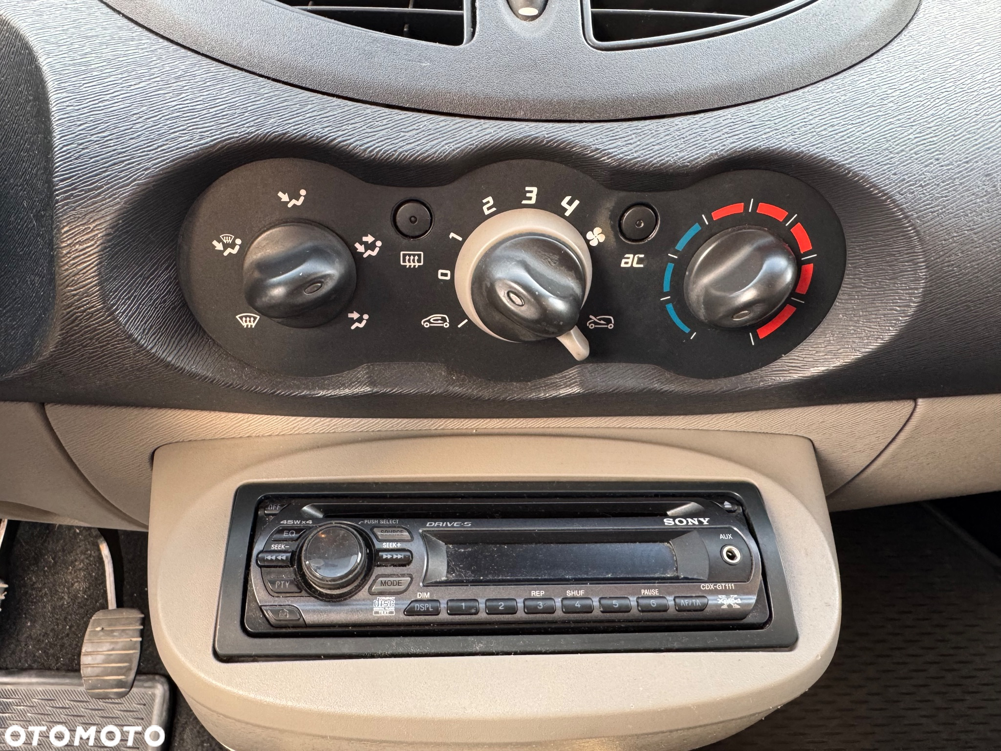 Renault Twingo 1.2 16V Access - 8