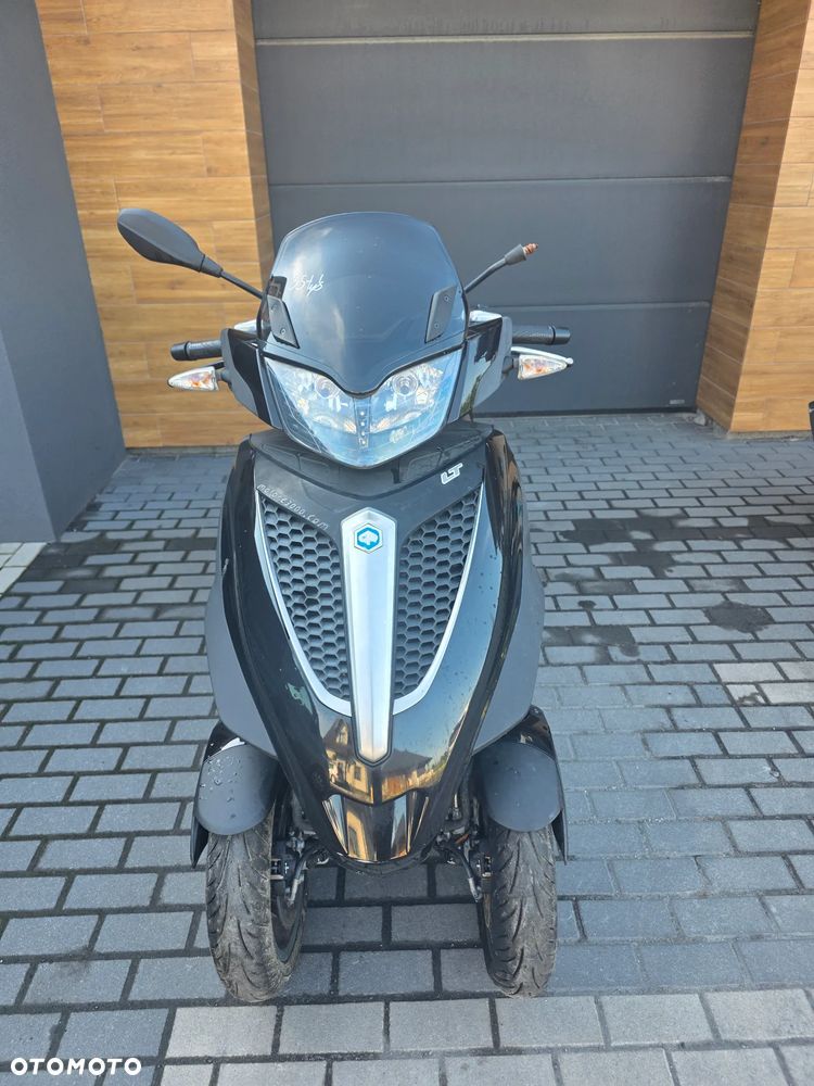 Piaggio MP-3 - 2
