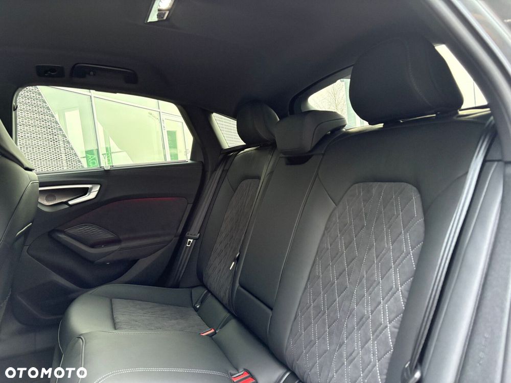 Audi A5 Limousine - 13