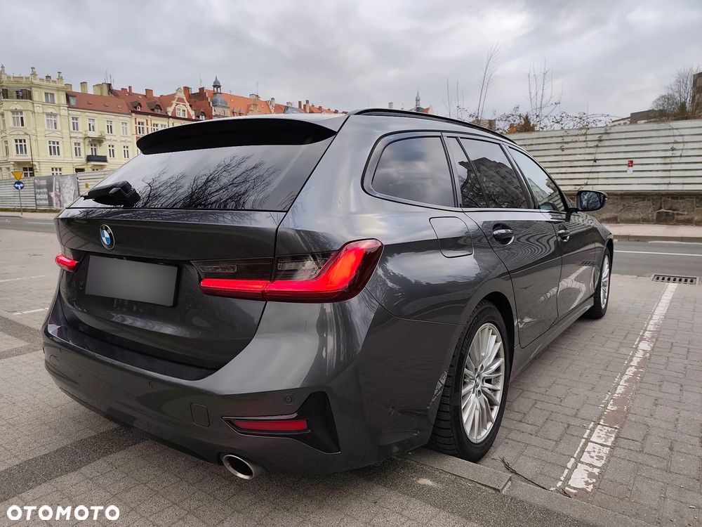 BMW Seria 3 320d Sport Line Shadow sport - 2