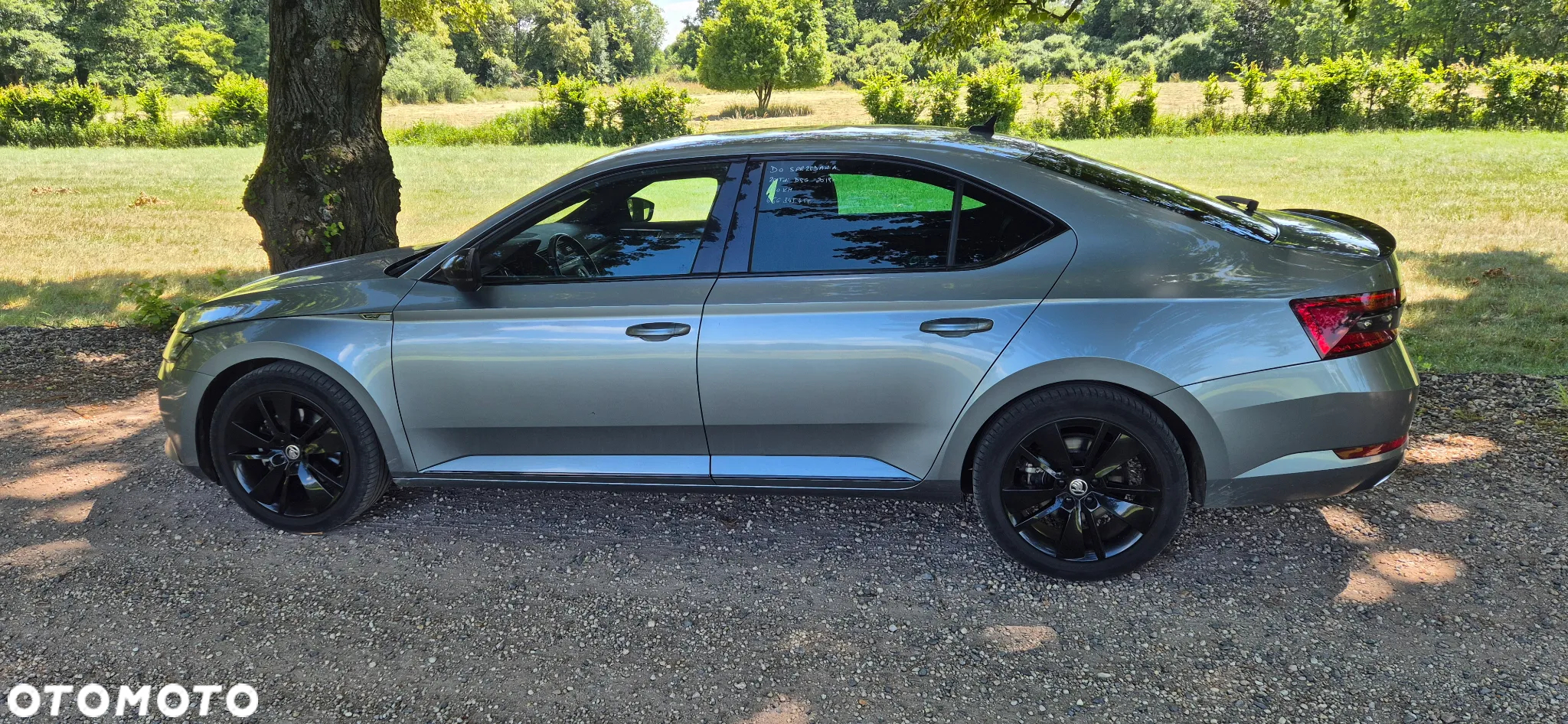 Skoda Superb 2.0 TDI Sportline DSG - 12