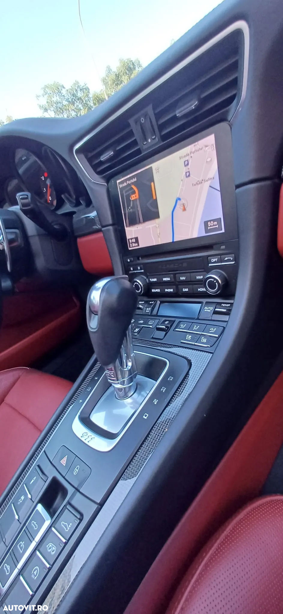 Porsche 911 Carrera S Cabriolet PDK - 11