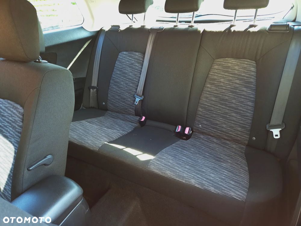 Kia ProCeed 1.6 CVVT LX - 26