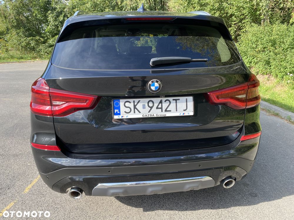 BMW X3 xDrive20i Luxury Line - 15