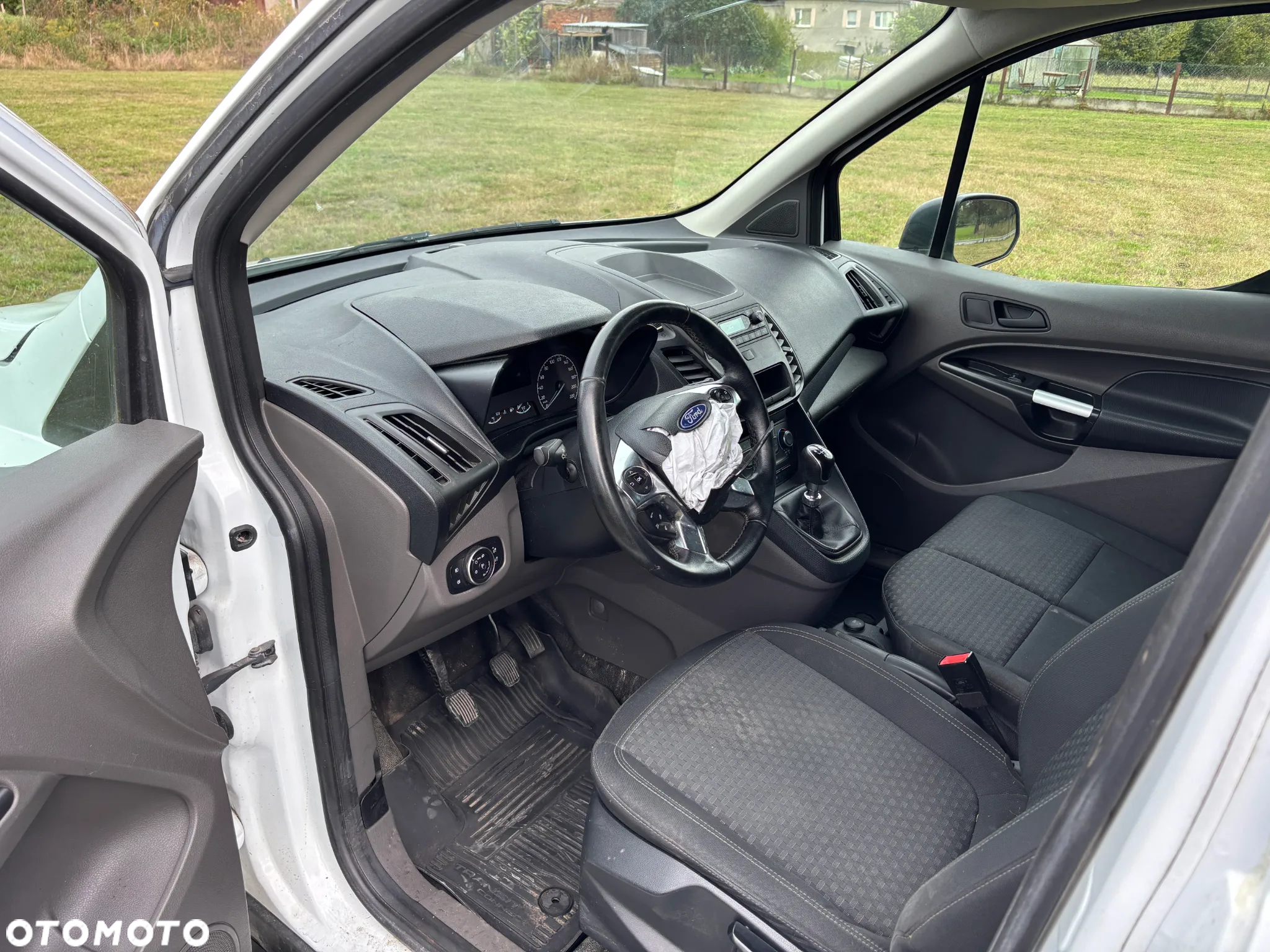 Ford Transit Connect - 9