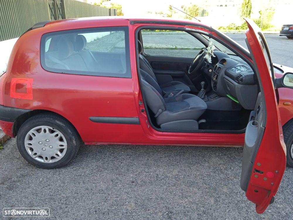 Renault Clio 1.4 RTi - 2
