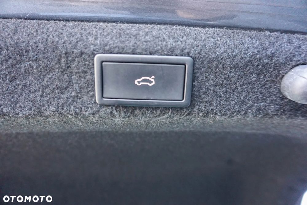 Skoda Octavia 2.0 TDI Style DSG - 34