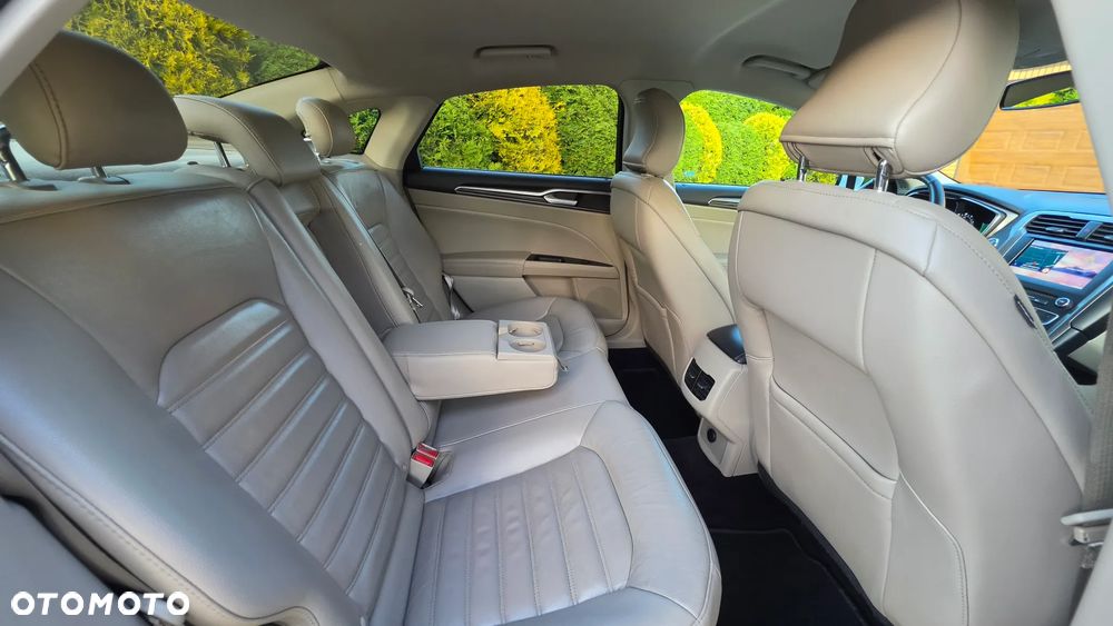 Ford Fusion 2.0 EcoBoost Titanium - 6