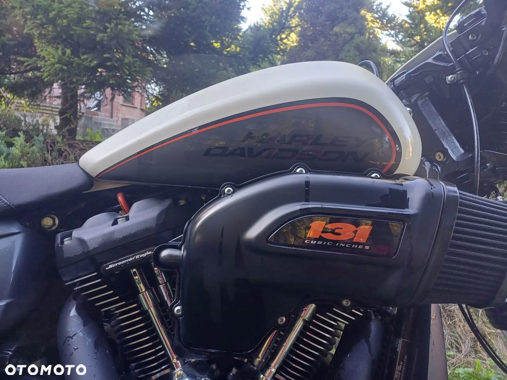 Harley-Davidson Softail FXDR - 8