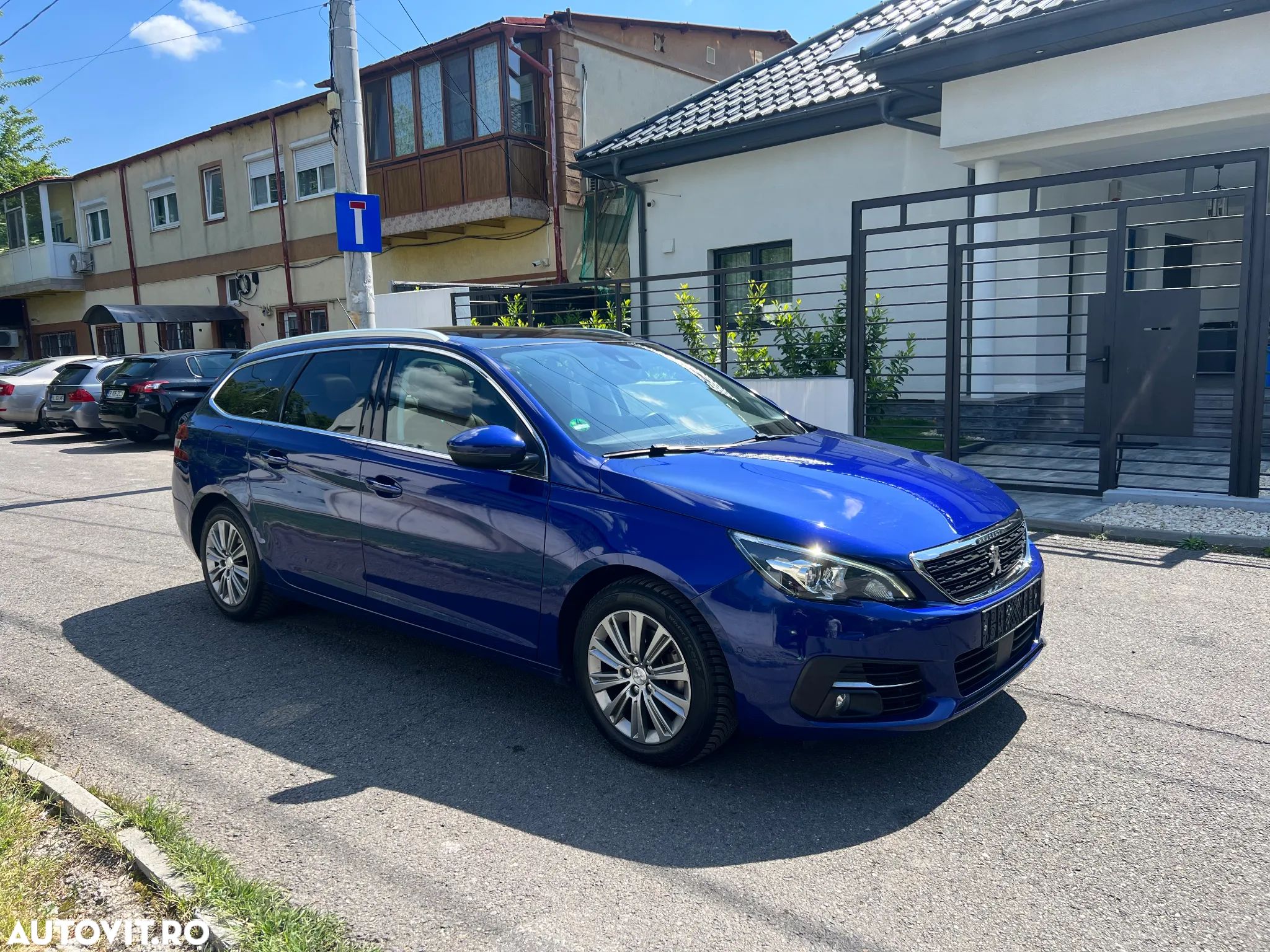 Peugeot 308 SW PureTech 110 Stop & Start Access - 1