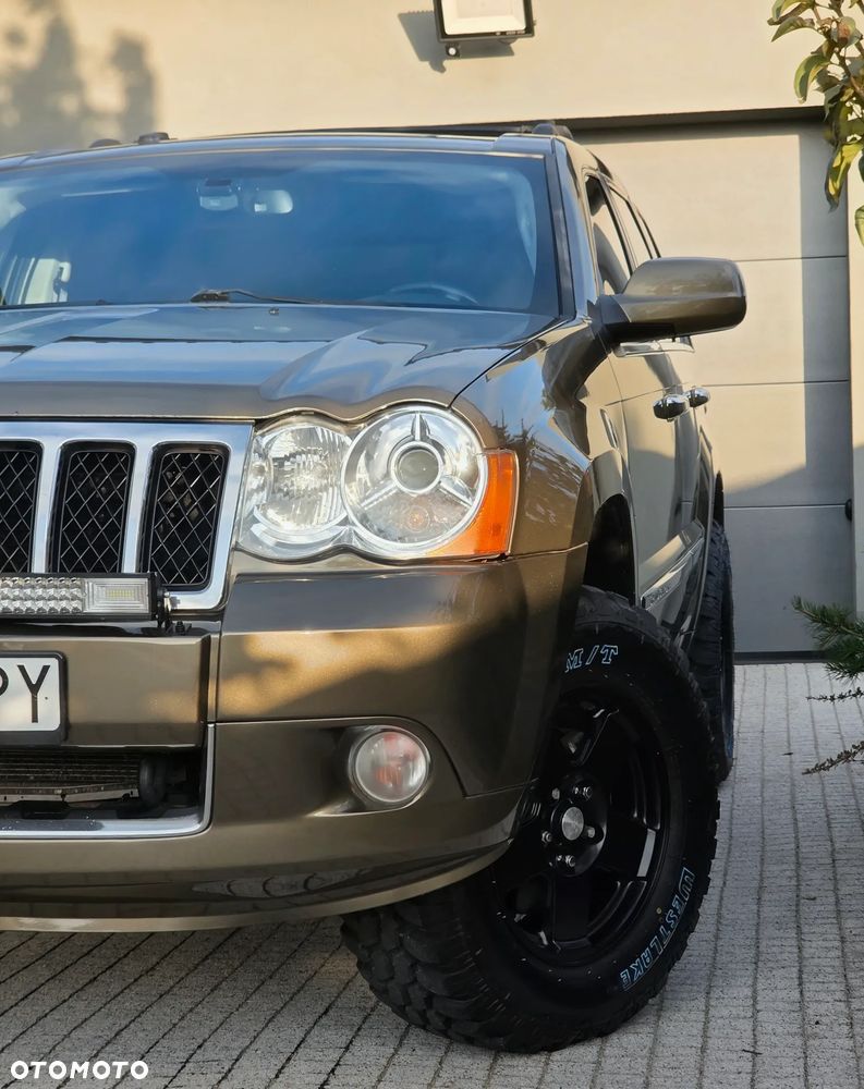 Jeep Grand Cherokee - 20