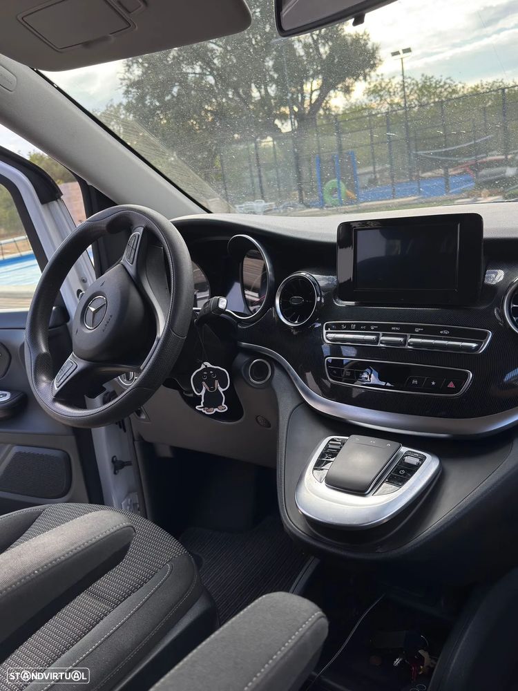 Mercedes-Benz V 220 - 15