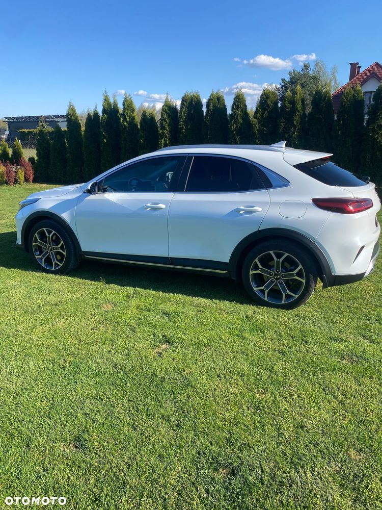Kia XCeed 1.5 T-GDI L DCT - 2