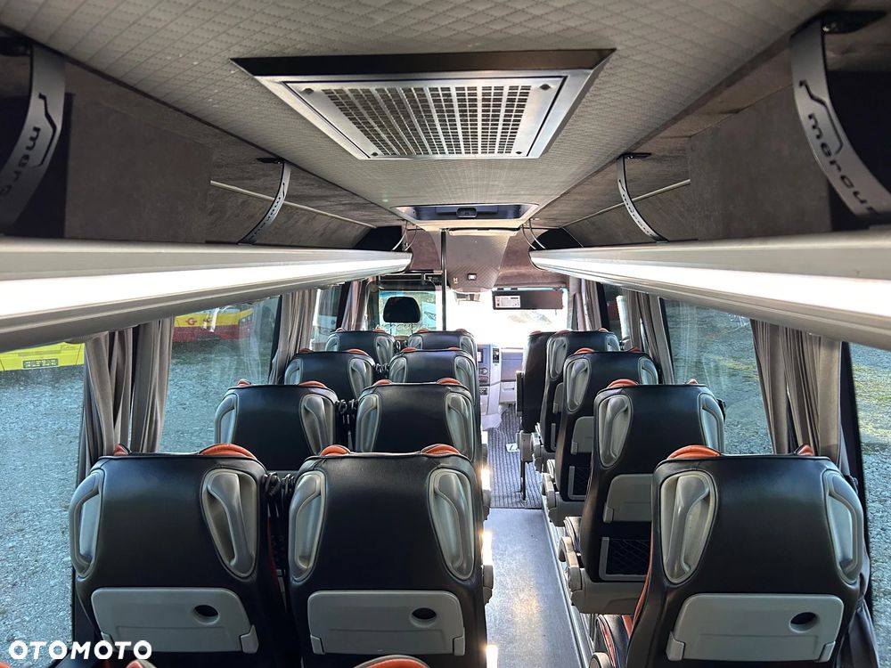 Mercedes-Benz Sprinter 519 - 17