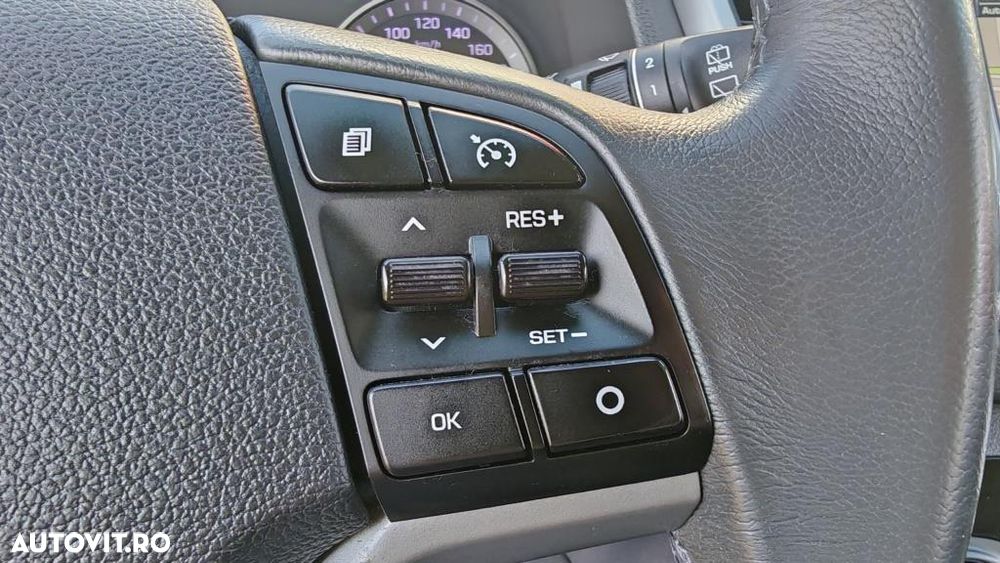 Hyundai Tucson blue 1.7 CRDi 2WD Style - 22