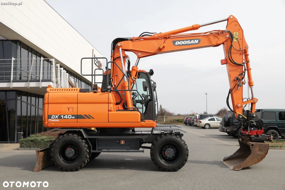 Doosan DX140W-3 - 3