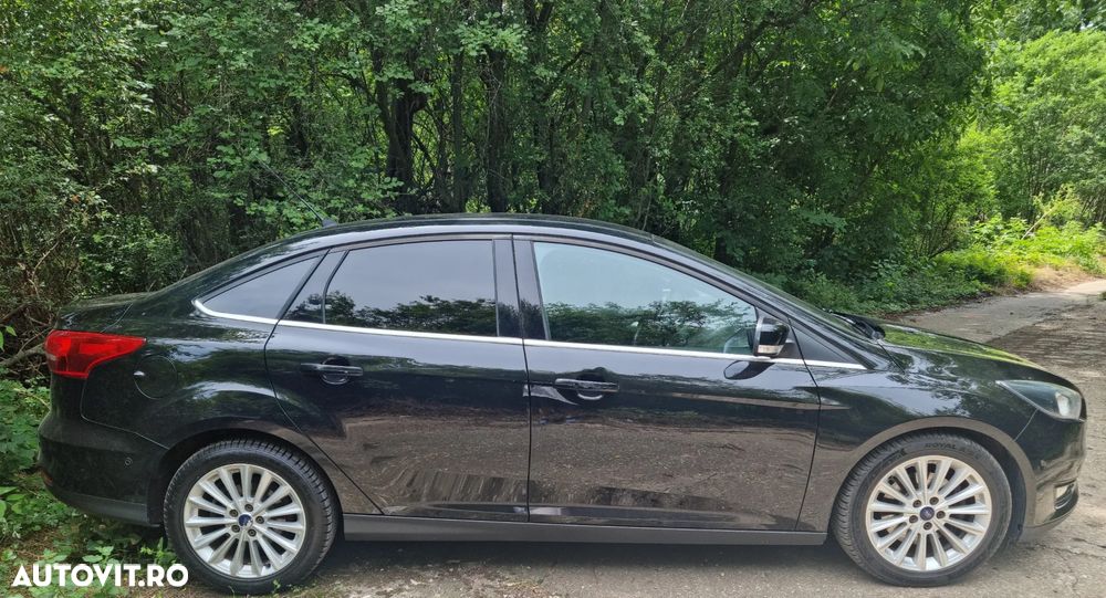 Ford Focus 1.5 EcoBoost Titanium - 6