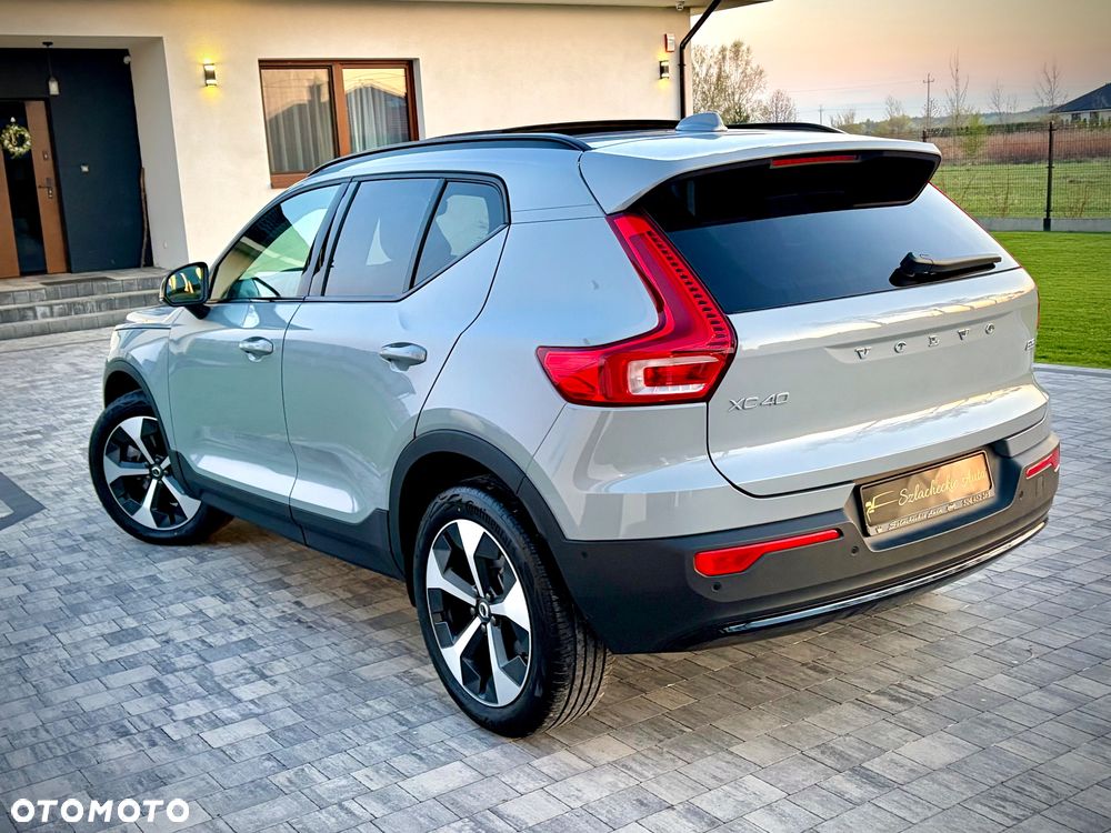 Volvo XC 40 B3 B DKG Plus Dark - 14