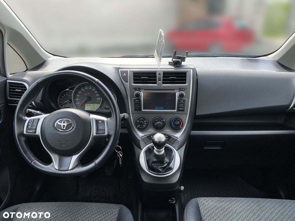 Toyota Verso S - 4