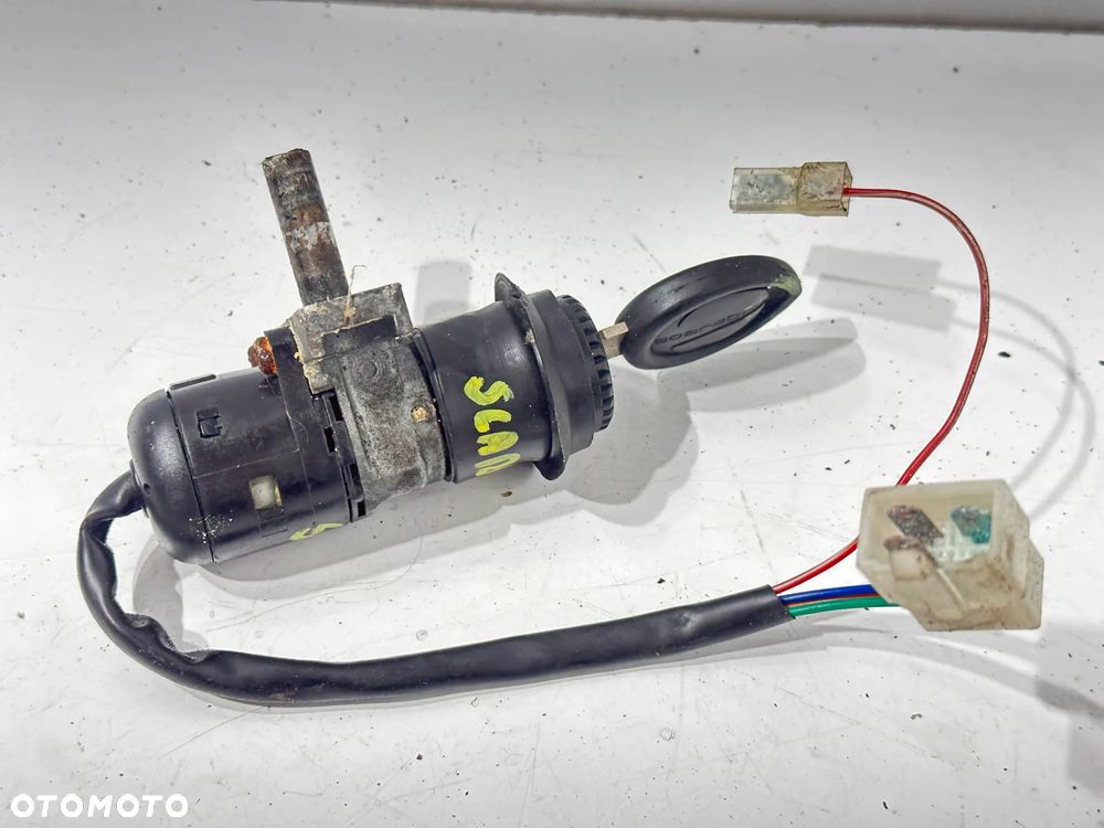 Stacyjka Aprilia Scarabeo 50 - 4