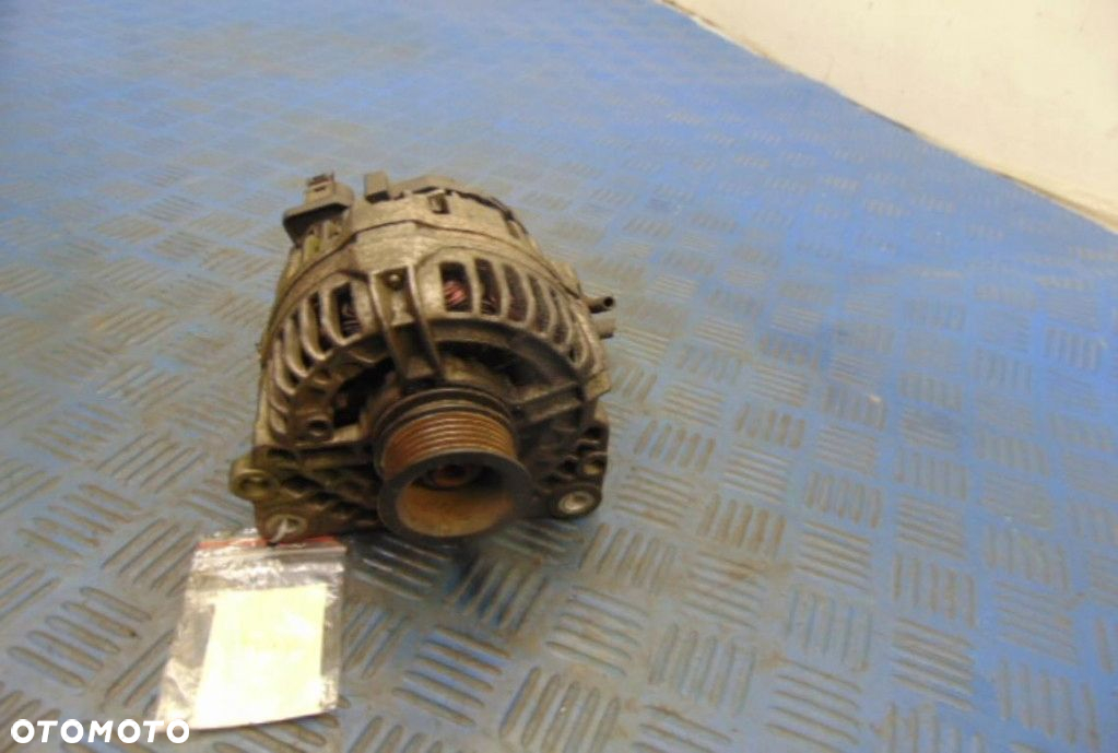VOLKSWAGEN POLO IV 1.4MPI ALTERNATOR - 3