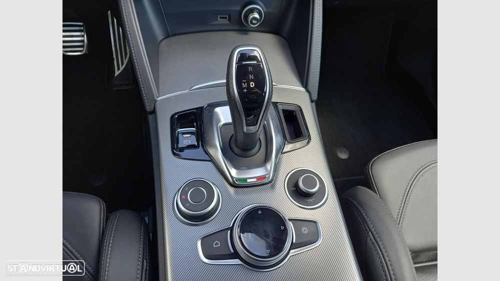Alfa Romeo Stelvio 2.2 D Sprint Q4 AT8 - 22