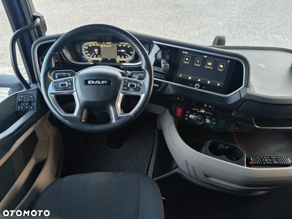 DAF XG 480  / EURO 6 / TV / BOGATE WYPOSAŻENIE / AUTOMAT / - 31