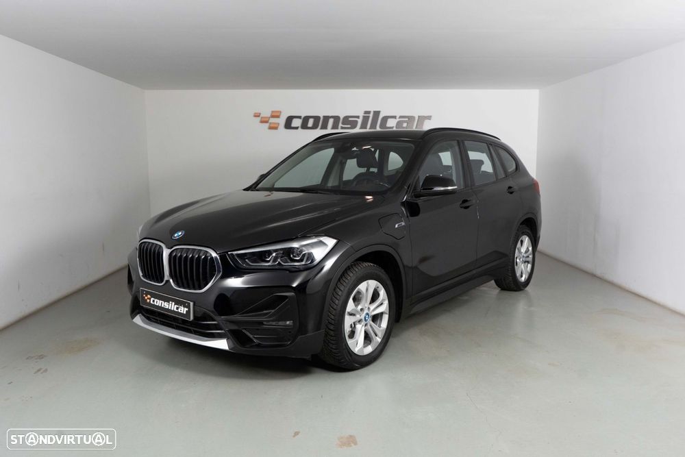 BMW X1 25 e xDrive Corporate Edition - 1