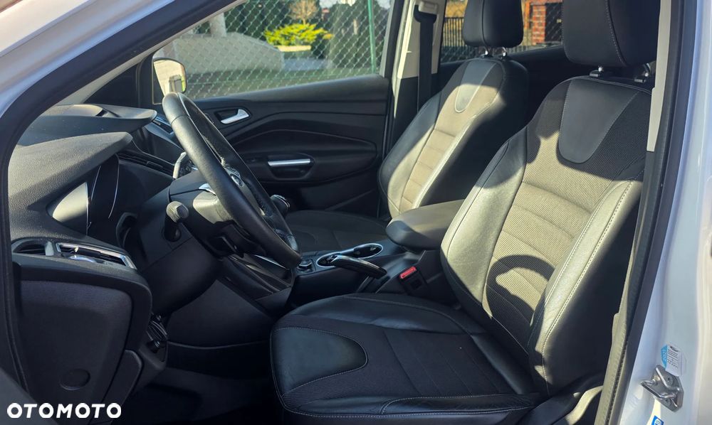 Ford Kuga 2.0 TDCi 2x4 Individual - 12