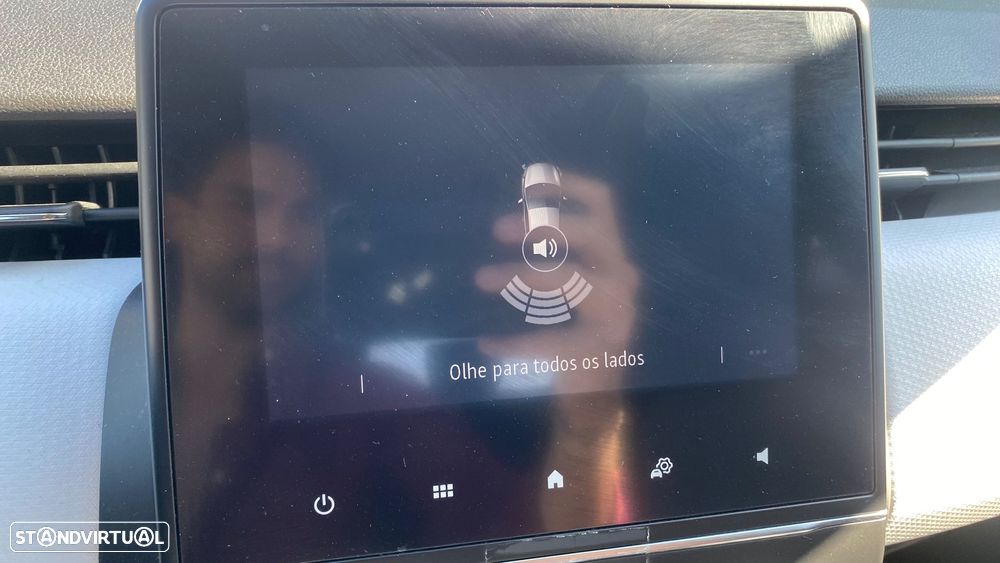 Renault Clio 1.0 TCe Techno - 44