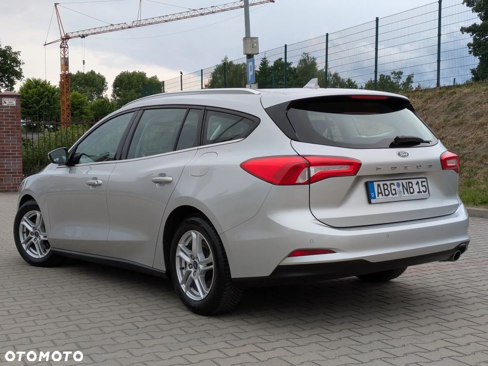 Ford Focus 1.5 EcoBlue Start-Stopp-System COOL&CONNECT - 12