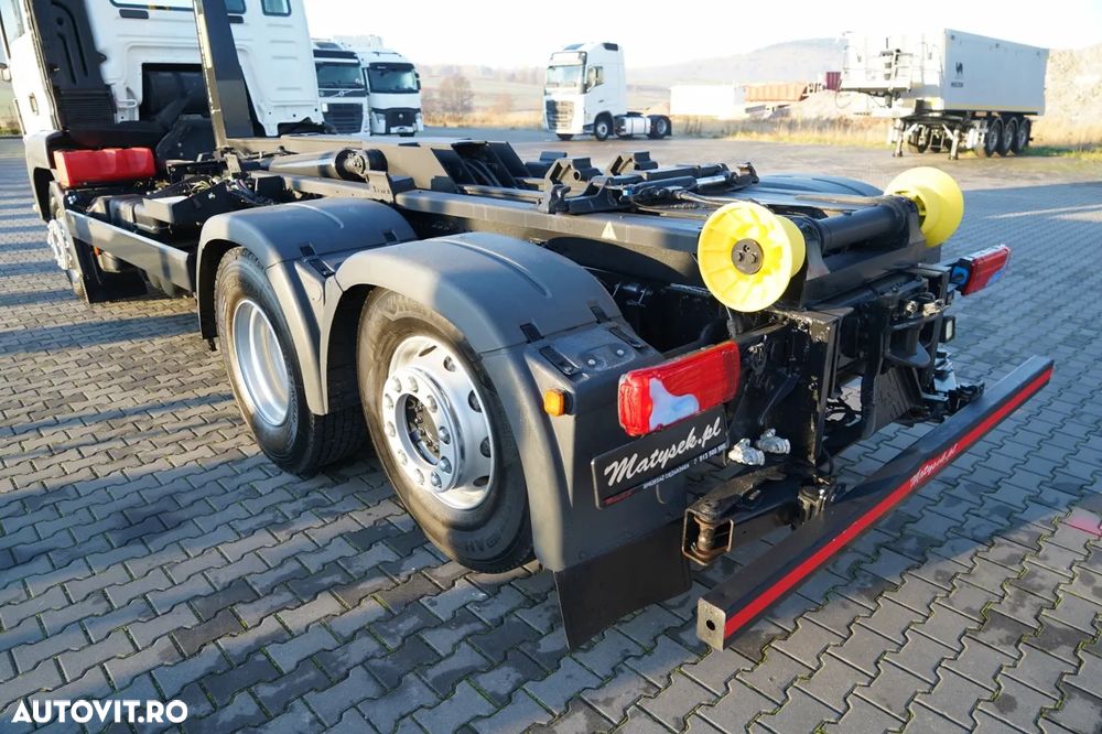 MAN TGS 26.440 / AUTOCARNIER / MARREL AL TAM 20U / 20 T / 6x2 / PUNTE DE DIRECȚIE RIDICABILĂ / ANVELOPE 100% / EURO 6 - 18