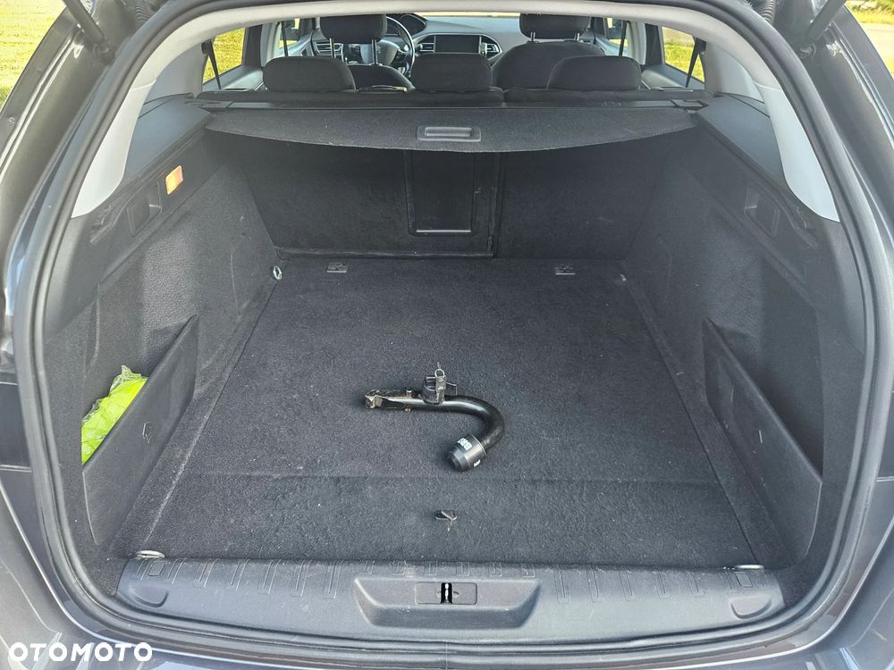 Peugeot 308 1.2 PureTech Active S&S - 10