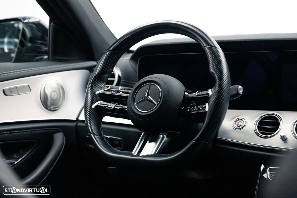 Mercedes-Benz E 300 e AMG Line - 26