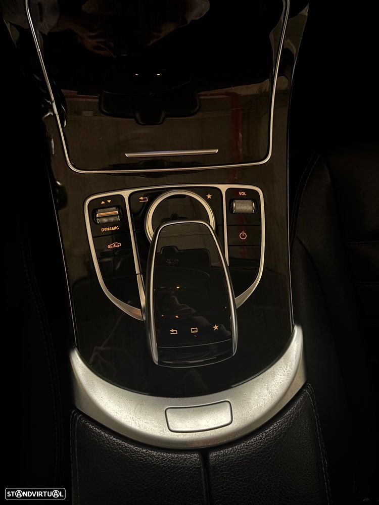 Mercedes-Benz C 300 h AMG Line - 14