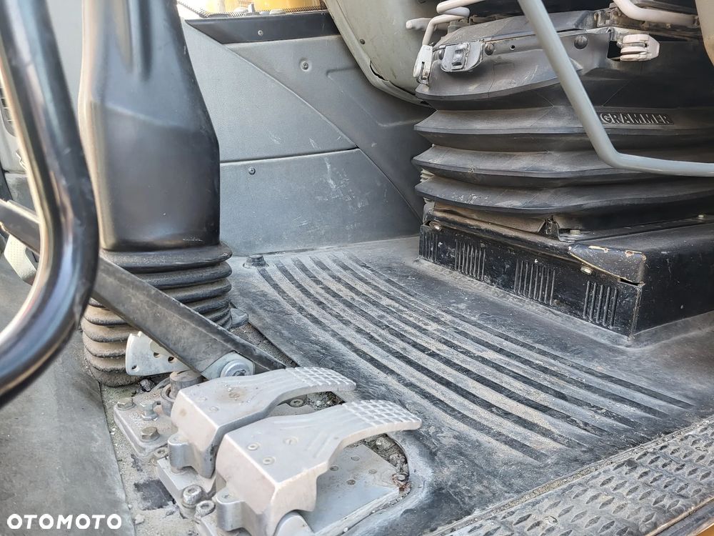 Liebherr A918 Compact / z Niemiec / - 12