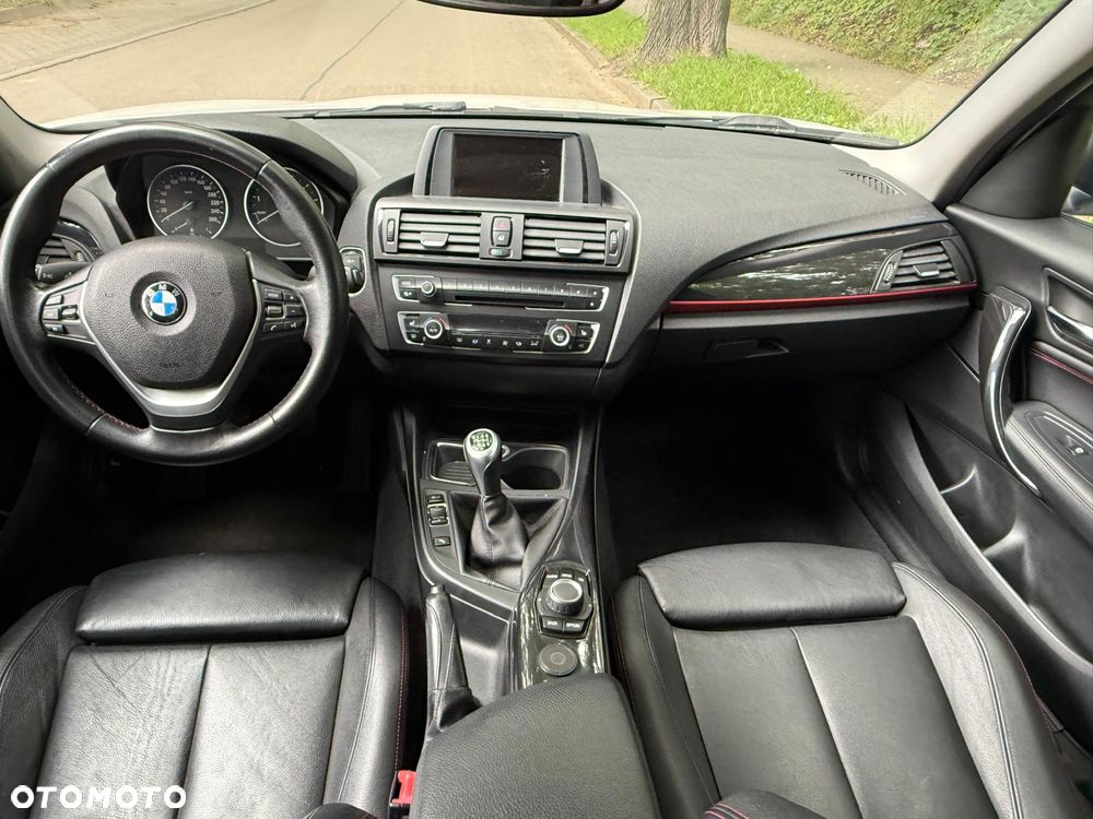 BMW Seria 1 118i Sport Line - 21