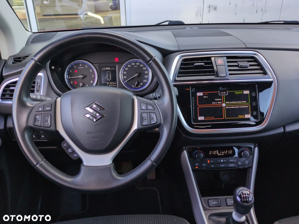 Suzuki SX4 S-Cross 1.4 SHVS Premium 4WD - 12