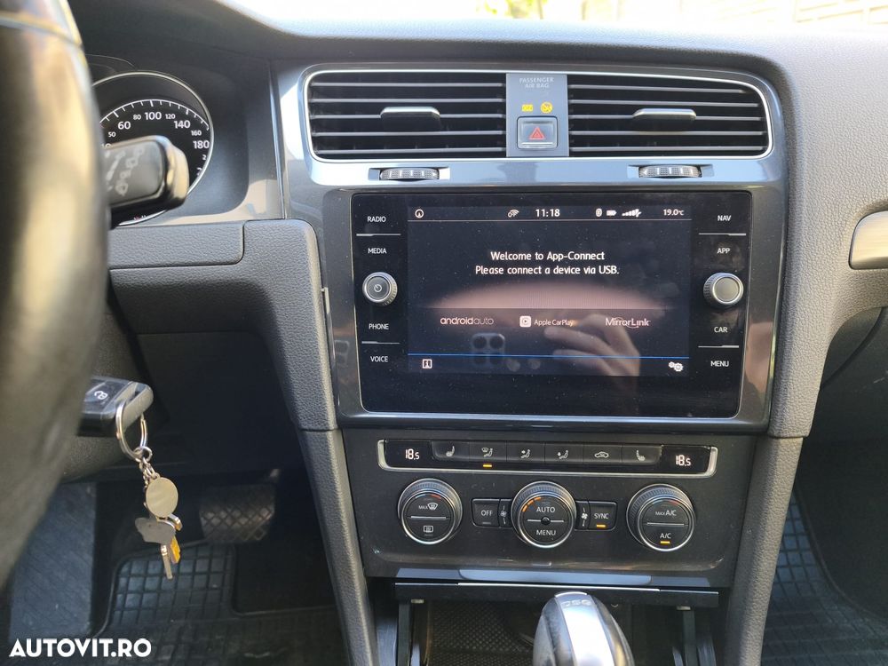 Volkswagen Golf 1.6 TDI DPF BMT DSG Comfortline - 8