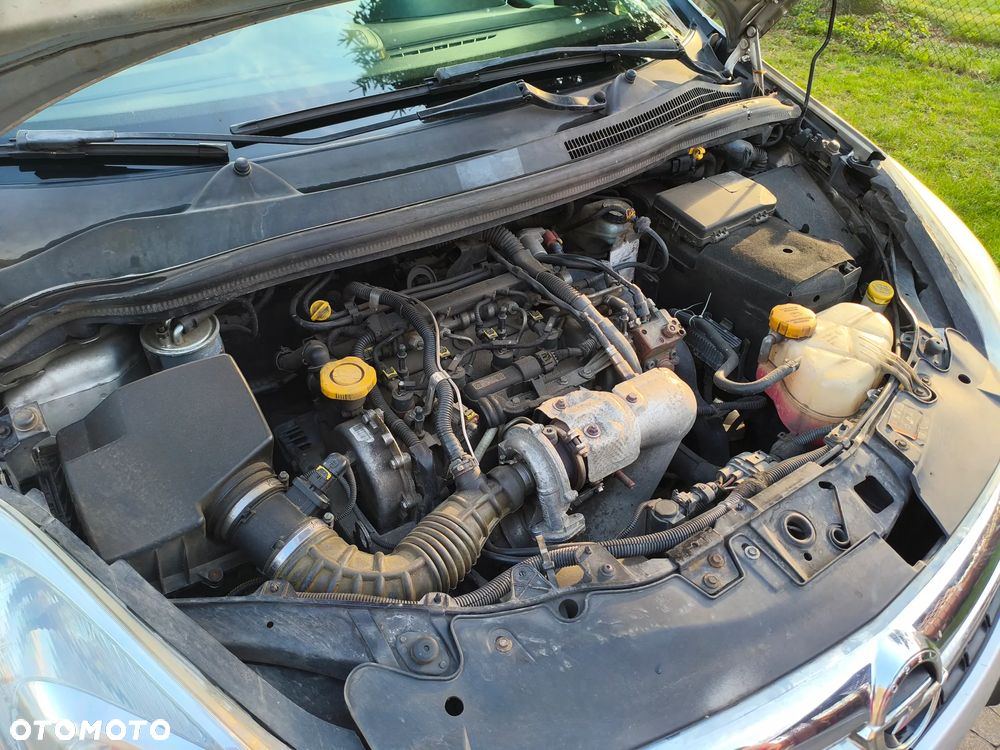Opel Corsa - 12