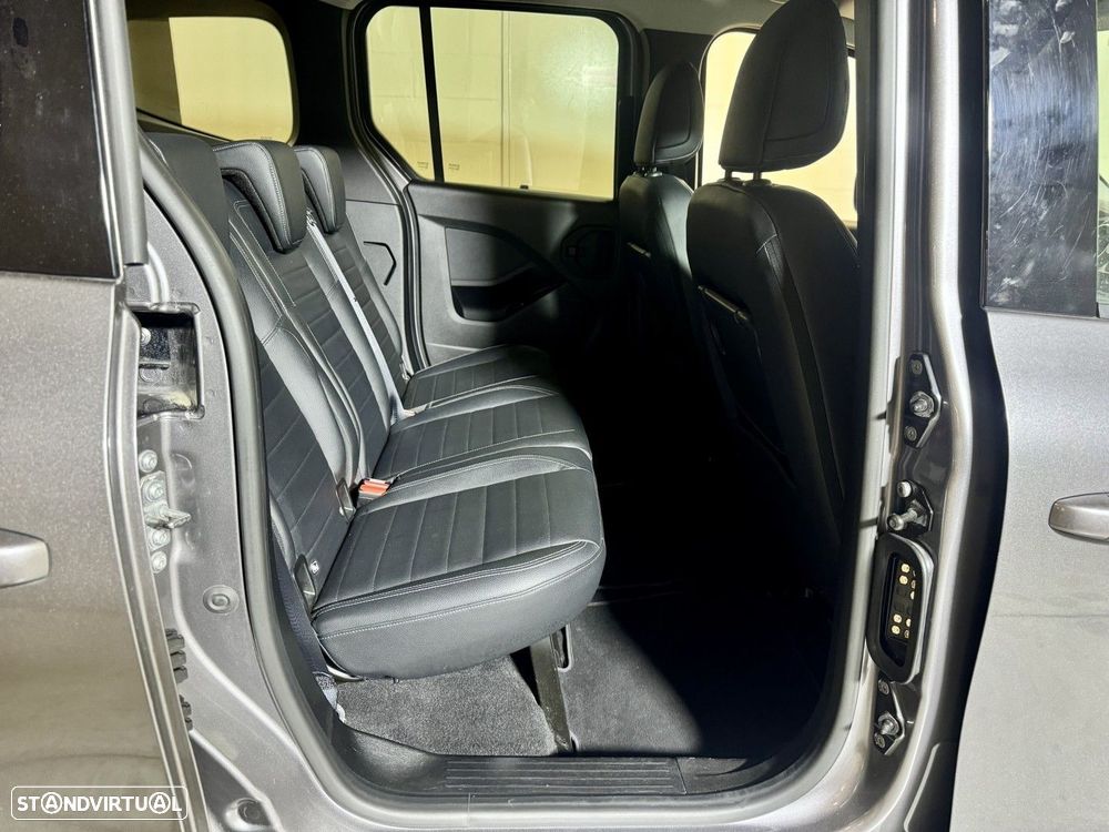 Mercedes-Benz T 180 d — fotografia 41