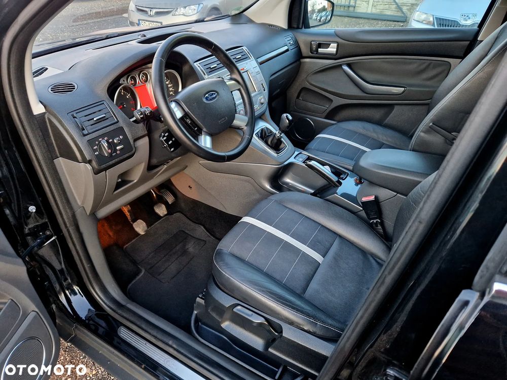 Ford Kuga 2.5 Titanium - 13