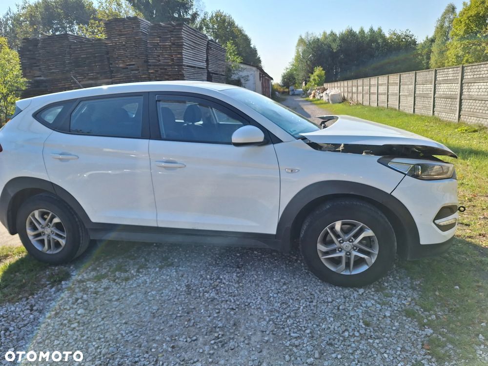 Hyundai Tucson 1.7 CRDI BlueDrive Classic 2WD - 8
