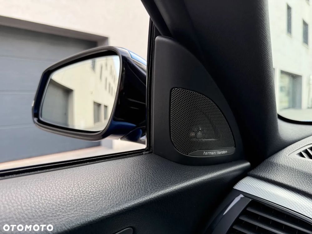 BMW Seria 1 125i M Sport - 9