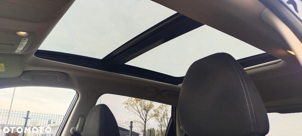 Nissan X-Trail 1.6 DCi N-Connecta 2WD 7os - 30