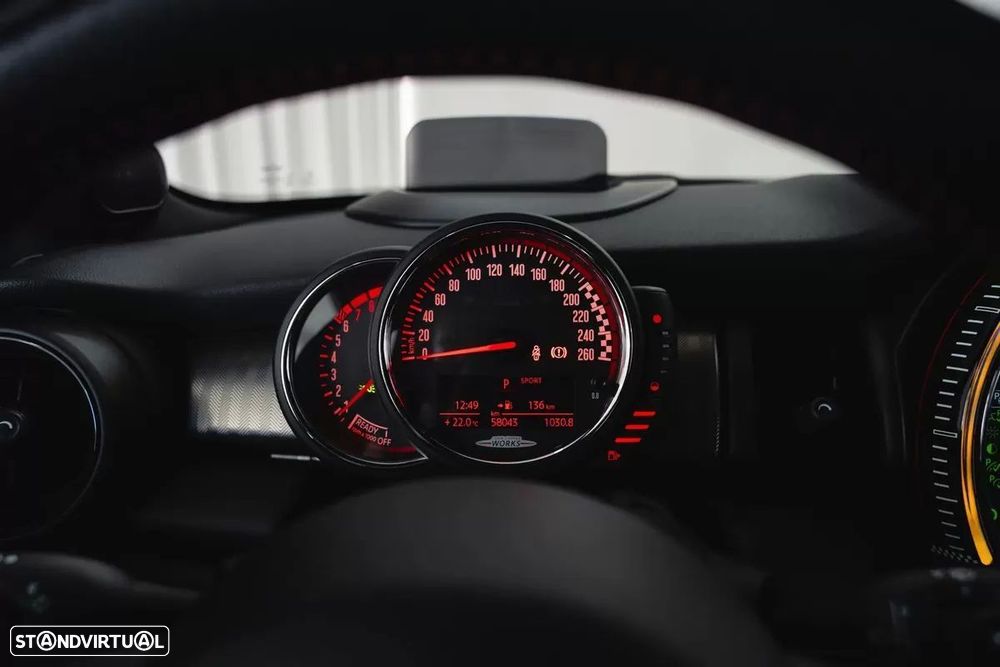 MINI 3 Portas John Cooper Works Auto Desportiva - 43