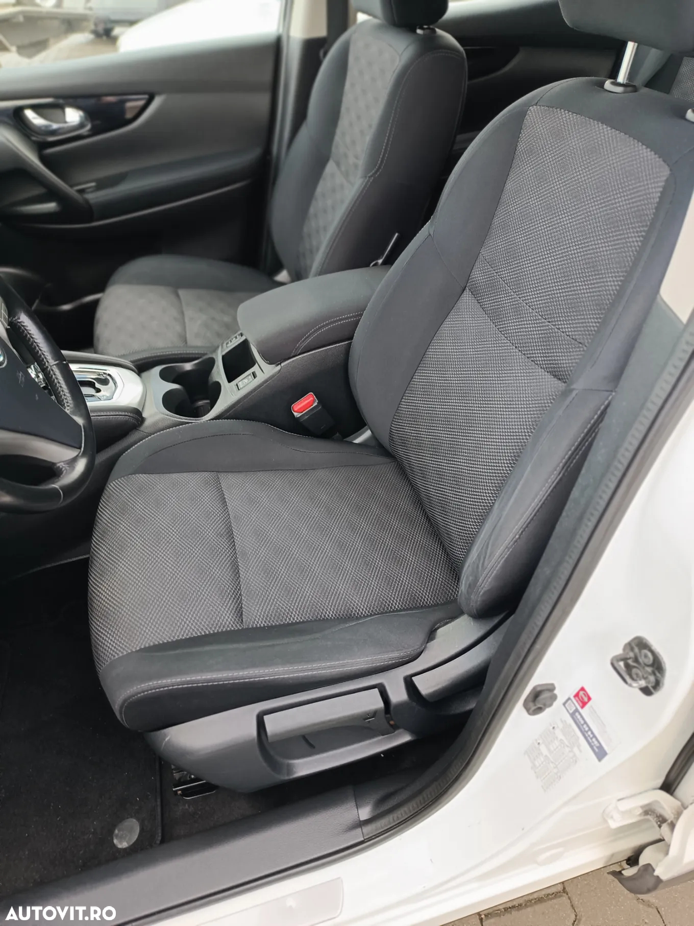 Nissan Qashqai 1.2 DIG-T Start/Stop X-TRONIC N-Connecta - 14