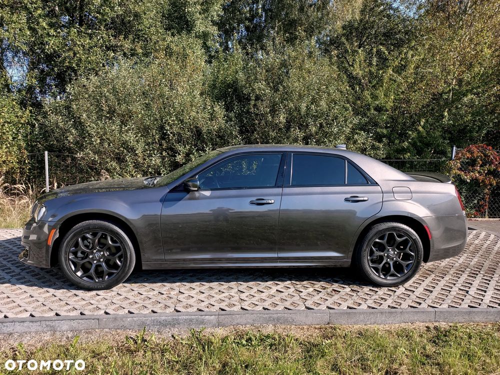 Chrysler 300s - 3